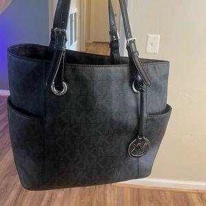 Black Michael Kors Tote